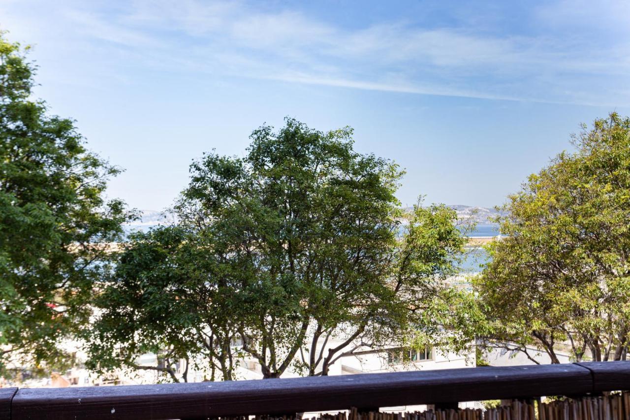 Terrasse Fadoli - Grande Terrasse Avec Vue Mer Et Cathedrale مارسيليا المظهر الخارجي الصورة